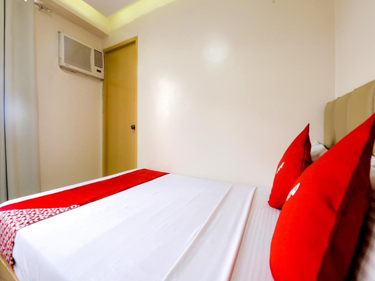 Oyo 783 Freemont Place Paranaque City Exteriér fotografie
